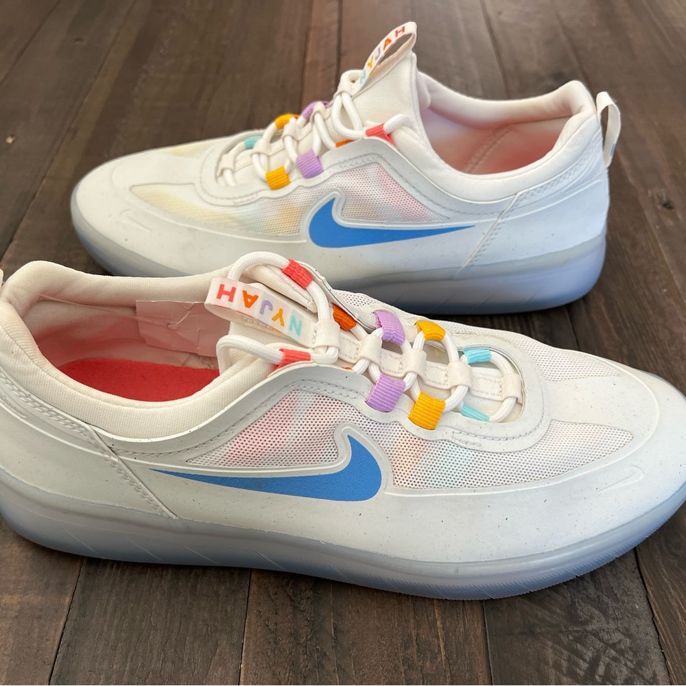 Women’s Nike SB Nyah Free 2 Summit “PRIDE”